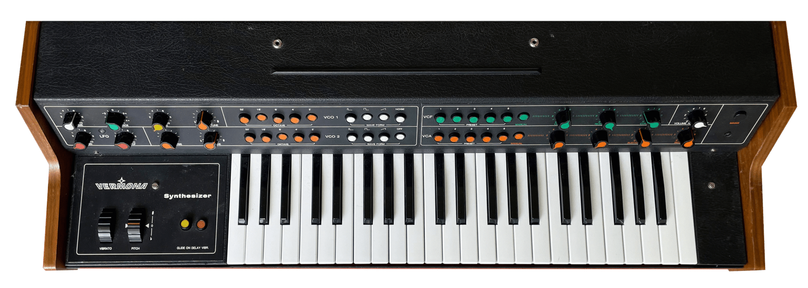 vermona-synthesizer-ddr-foto1